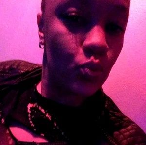 Meet your Posher, Brittany